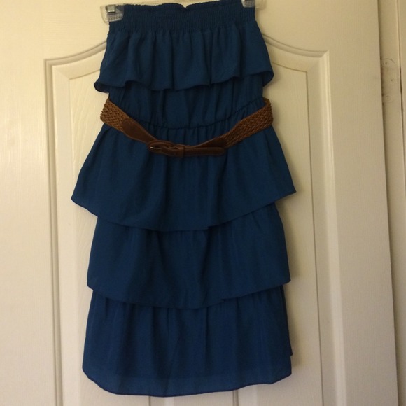 navy blue belted dress
