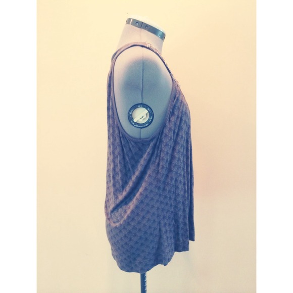 ⭐️SOLD⭐️ - Picture 3 of 4