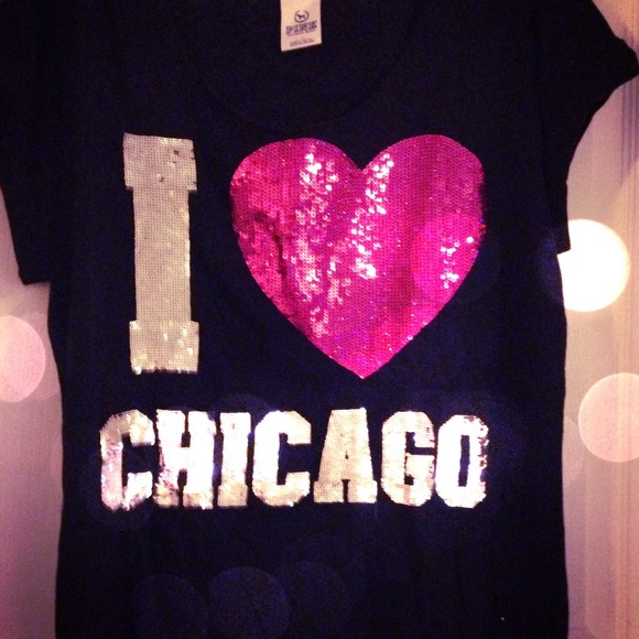 VS PINK I ❤️ Chicago Top
