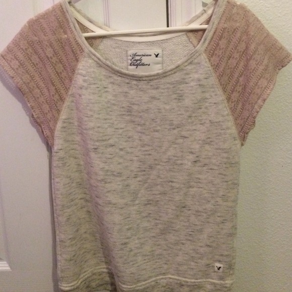 Beautiful american eagle top - Picture 1 of 2
