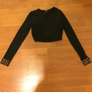 Price Cut!!🚨LF Long Sleeve Crop top!