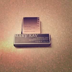 Mary Kay small bundle