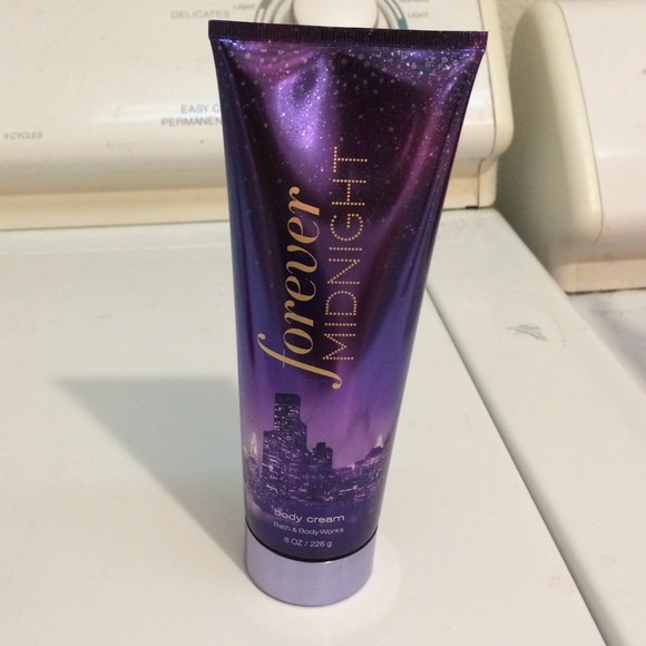 Forever midnight body cream NWT‼️‼️‼️