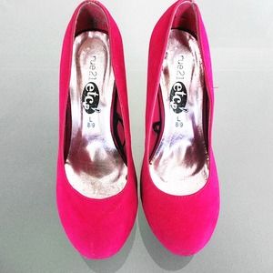 Rue21 Shoes - Fuchsia Heels Rue21 Shoes - Fuchsia Heels