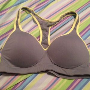 Victoria secrets pink sports bra