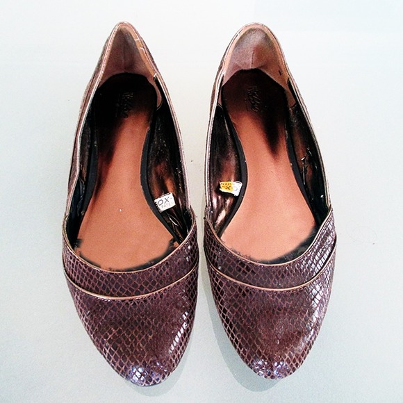 Mossimo Black Shoes - Brown Faux Alligator Texture Flats Mossimo Black Shoes - Brown Faux Alligator Texture Flats