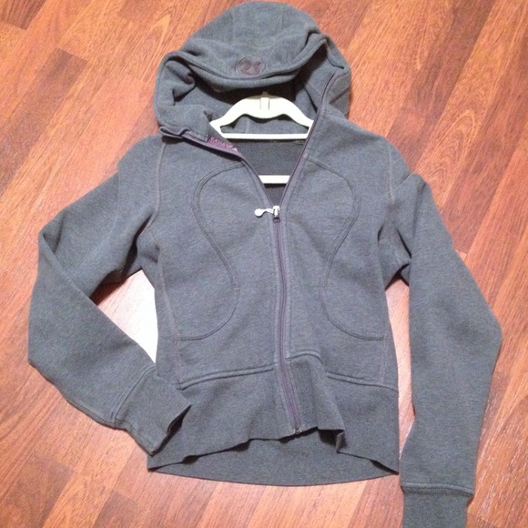 Lululemon scuba sweatshirt.