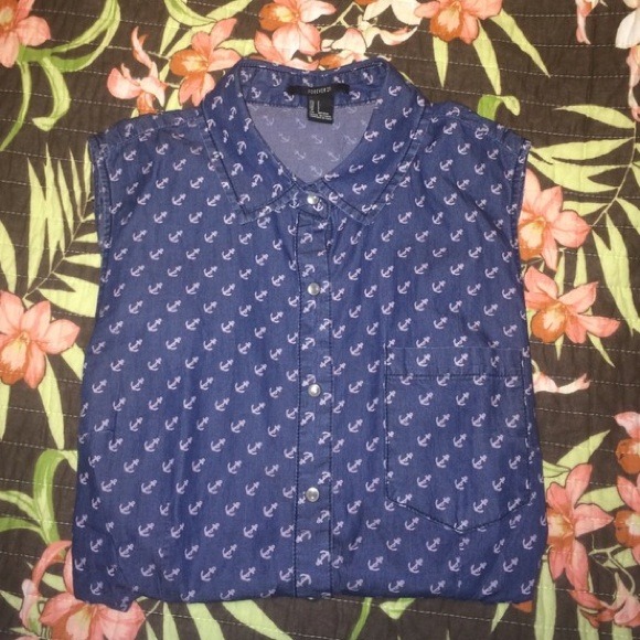 Sleeveless Anchor Collar Shirt