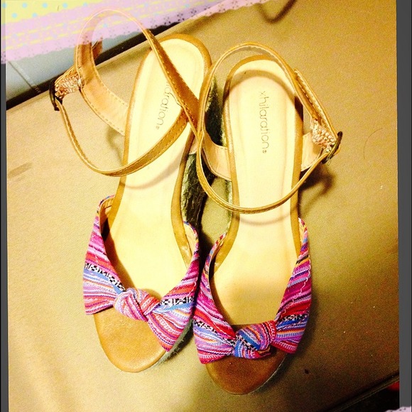 Tribal Wedge。