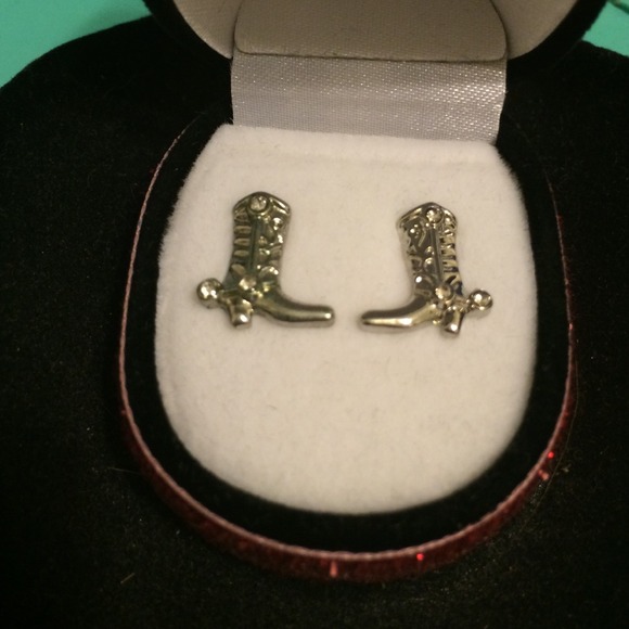 🎉 Host Pick!!🎉 Cowboy Boot Earrings