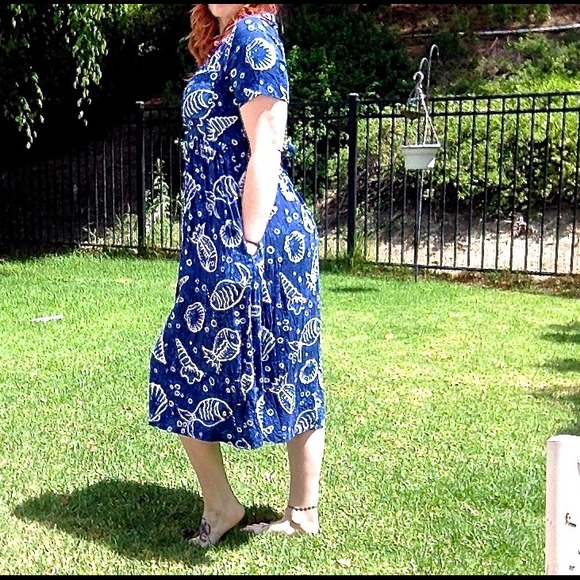 Vintage loose & free boho shell print dress. - Picture 2 of 4