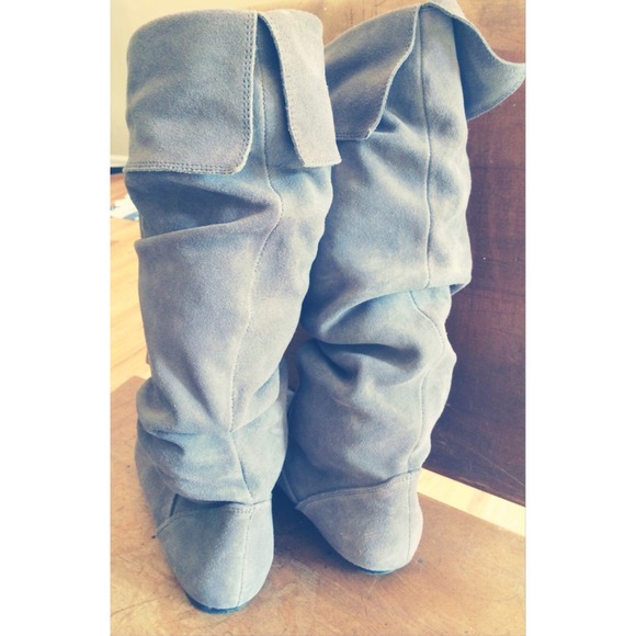 ⭐️SOLD⭐️ - Picture 2 of 4