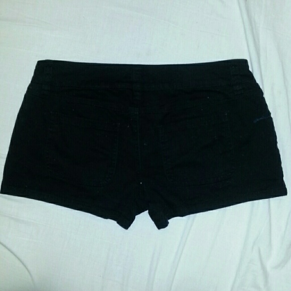 Shorts - Picture 2 of 2