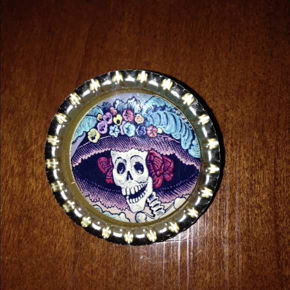 🔻SALE🔻 Day of the dead Skelton pin