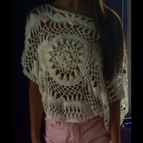 White Crochet Top Knit - Picture 4 of 4