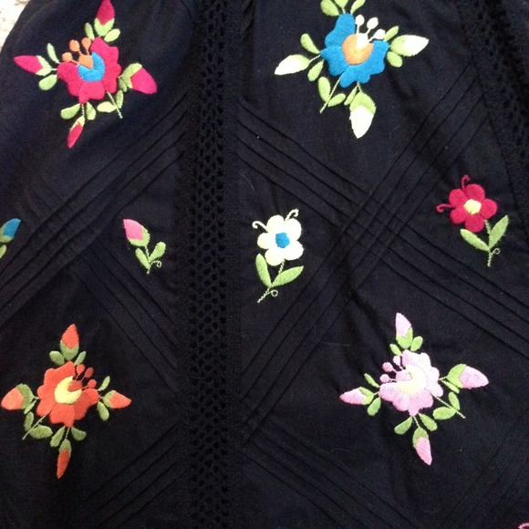 🚫🚫SOLD in bundle🚫🚫Nanette Lepore dress - Picture 3 of 4