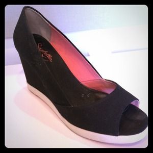Black open toed canvas wedges