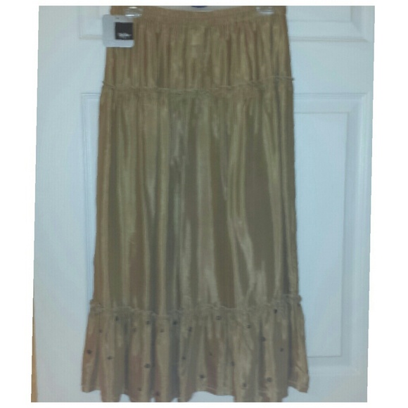 Gold skirt