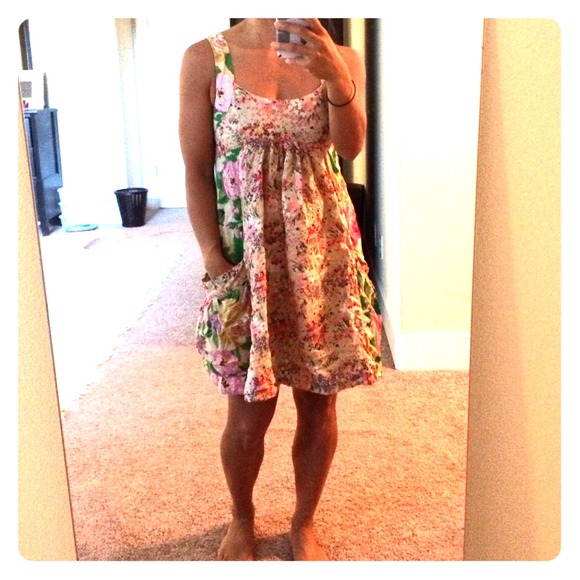 Cute floral H&M dress