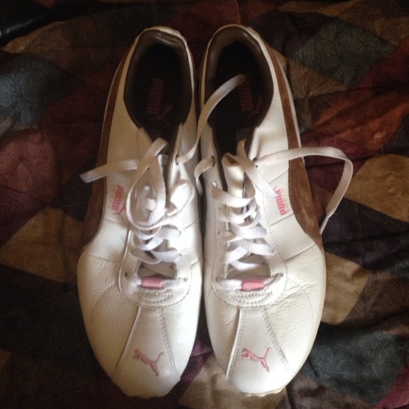 Women's Pumas