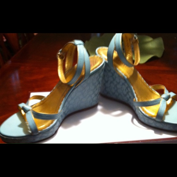 Coach Turquoise Sandals size 9