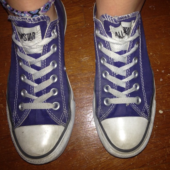 Purple all star converse - Picture 2 of 4