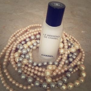 Le Weekend De Chanel- Skin renewing concentrate