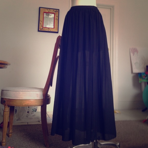 Amazing zara skirt