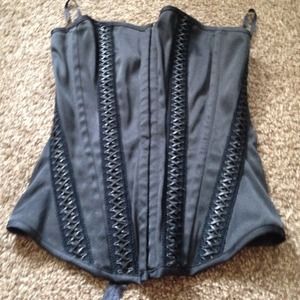 Black lace up corset