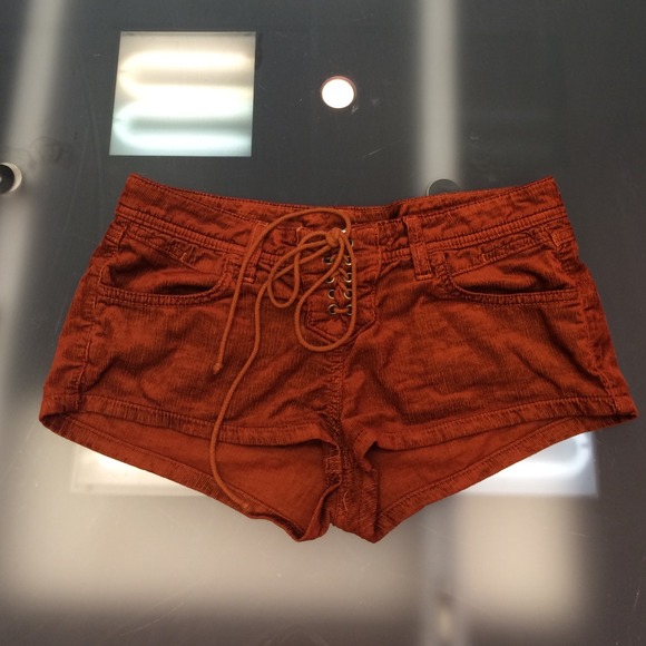 LF/ carmar short shorts! Velvet.