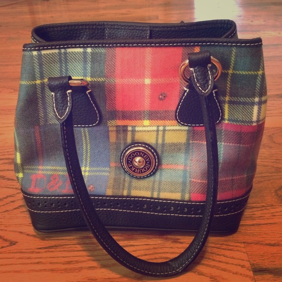 Authentic Dooney & Bourke Purse - Picture 1 of 4