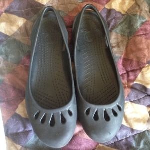 Women's crocs