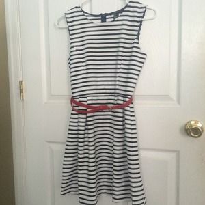 Forever 21 striped dress w/belt