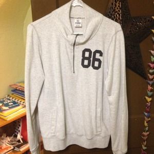 VS PINK light grey half zip