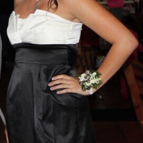 Black and white homecoming dress only worn once