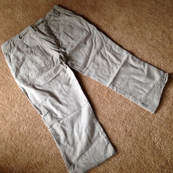 AE Capris - Picture 3 of 4