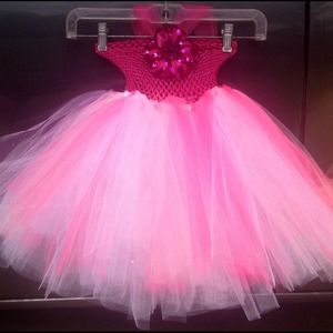 Little girls pink and white tutu dress sz 1 to 4yr