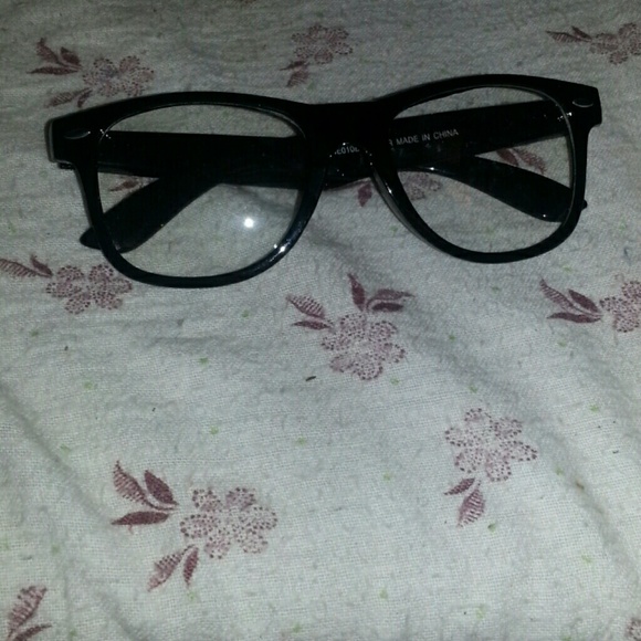 Nerd Glasses ??