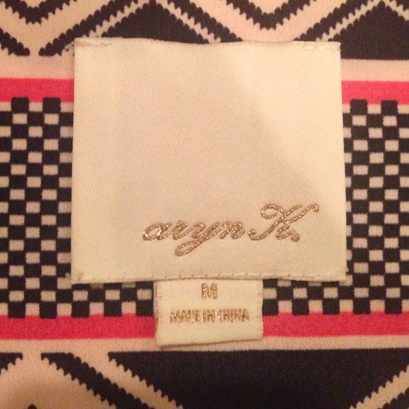 Tank top - Picture 3 of 3