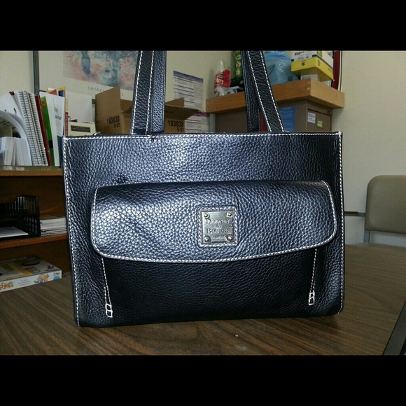 Dooney&Bourke purse - Picture 1 of 2