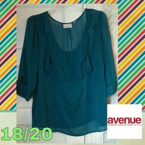 3 piece Avenue top bundle
