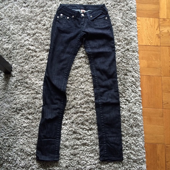 True Religion Skinny Jeans. Size 26. - Picture 3 of 3