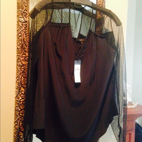 BCBG black lace and silk blouse brand new wt