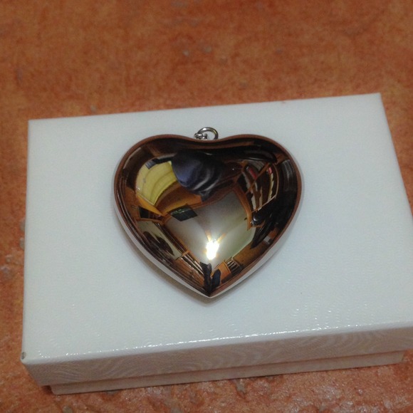 Pendant - Picture 3 of 3