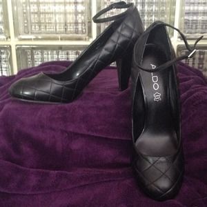 NEW! black ALDO heels