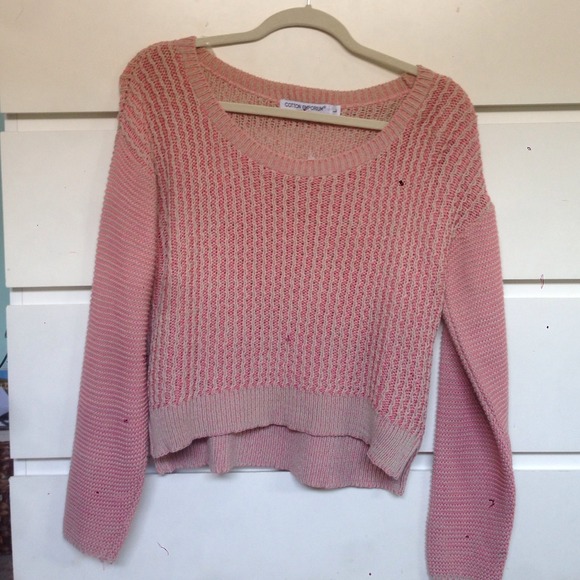 Over size knit crop sweater