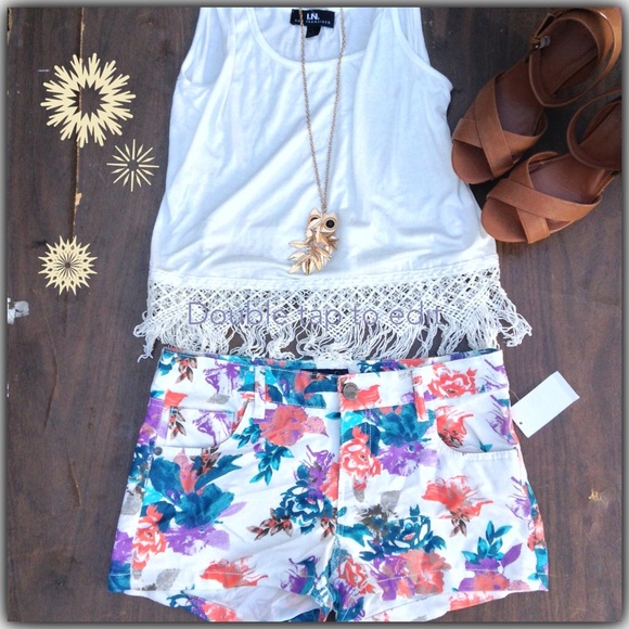 Denim - 🎉HOST PICK🎉 Floral Shorts
