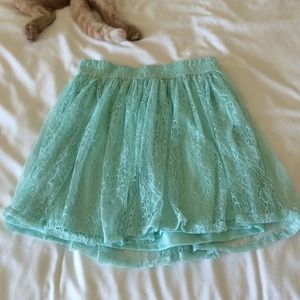 lace skirt