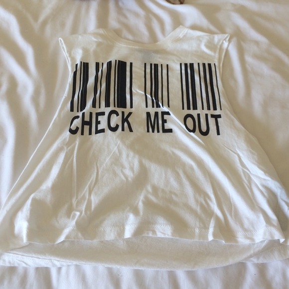check me out muscle tee
