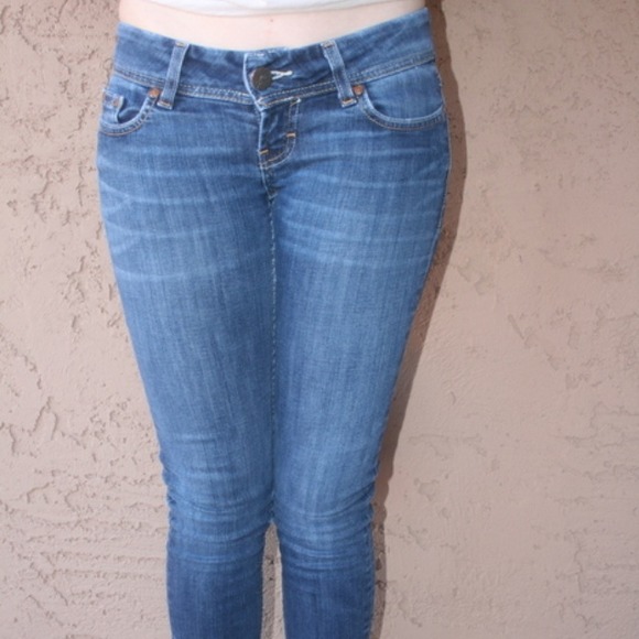 Buckle Skinny jeans